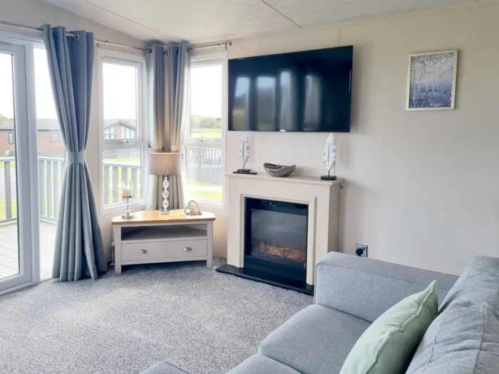 Norwood Lodge - Image 2